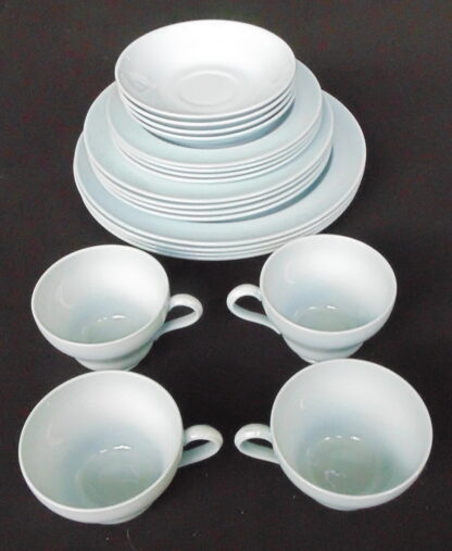 Wedgwood, Lavender,  Dinner Setting for 4 - Image 9