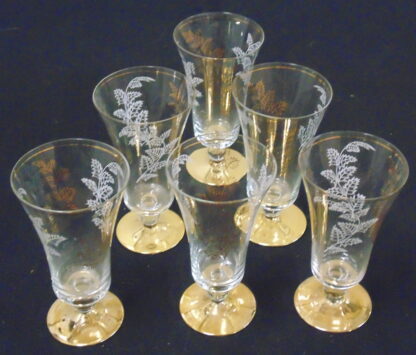 6 Gold Based Parfait Glasses - Image 4