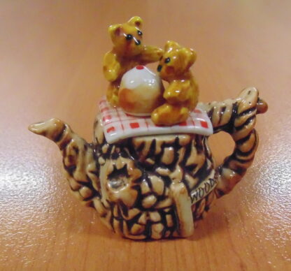 Miniature Statues, Tea pot, Bears