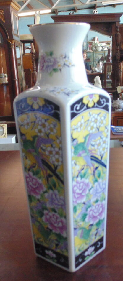 Oriental Styled Vase, Bird Motif - Image 3