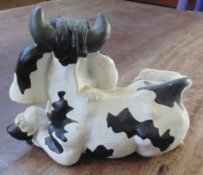 Cow and Calf Resin Statue - Image 4