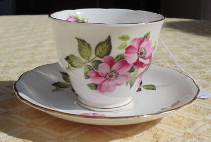 Royal Vale, Cup & Saucer - Image 3