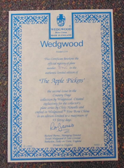 Wedgwood, Limited Edition, Apple Pickers - Image 5