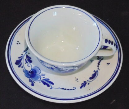 VK 463 Holland Coffee Cup and Saucer