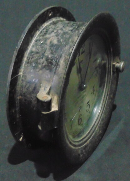 Fabulous 1940’s U.S Maritime Commission Bakelite Bulkhead Clock by Seth Thomas The US Maritime Commission -No Key