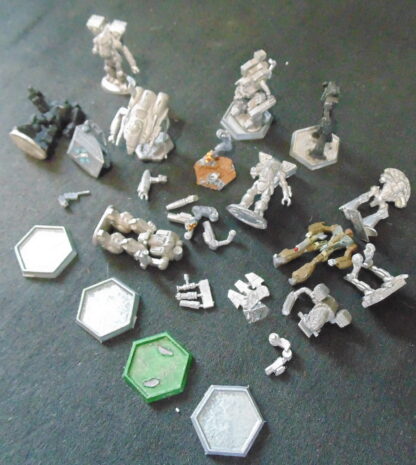 Quantity of BattleTech figures and parts, Metal and Plastic