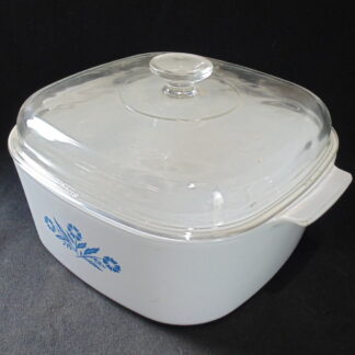 2 Pyrex crock pots