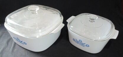 2 Pyrex crock pots