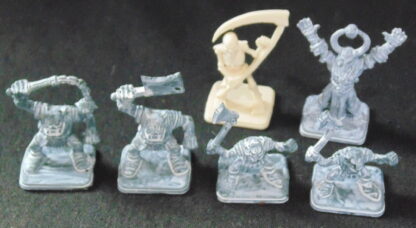 6 DnD Plastic Figures