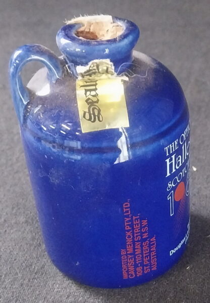 Halley’s Comet Scotch Whisky 1985 Douglas Laing, cork damaged