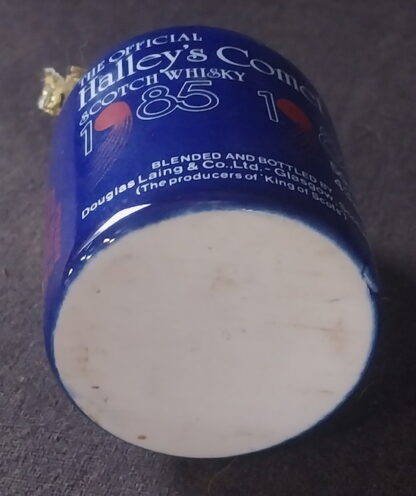 Halley’s Comet Scotch Whisky 1985 Douglas Laing, cork damaged
