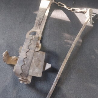 Spade Antique Rabbit / Fox Trap