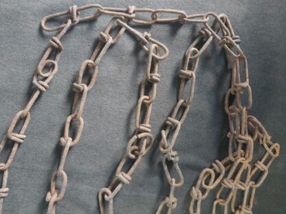 3.5 Meters of chain