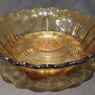 Amber Glass frog, flower spacer and center boel
