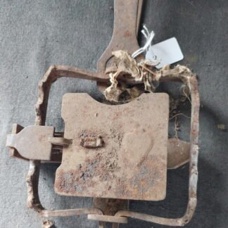 Spade Antique Rabbit / Fox Trap This is for ornamental purposes only. I have seen people make clocks, door bells and foot rests out of traps. this for your artistic freedom I have not altered these traps.