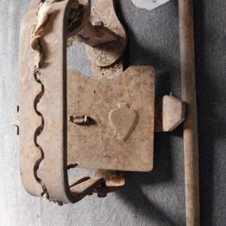 Spade Antique Rabbit / Fox Trap This is for ornamental purposes only. I have seen people make clocks, door bells and foot rests out of traps. this for your artistic freedom I have not altered these traps.