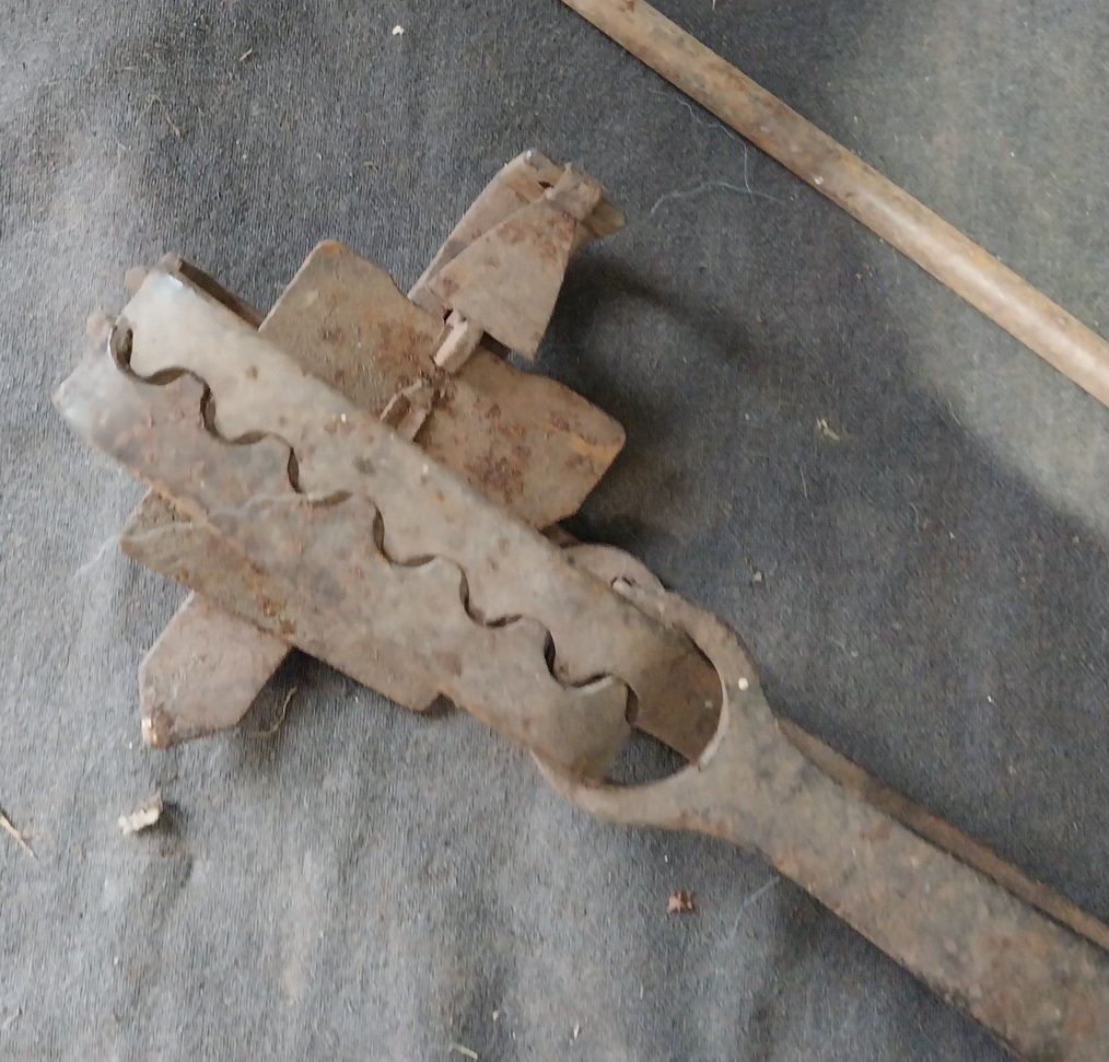 Antique Rabbit / Fox Trap