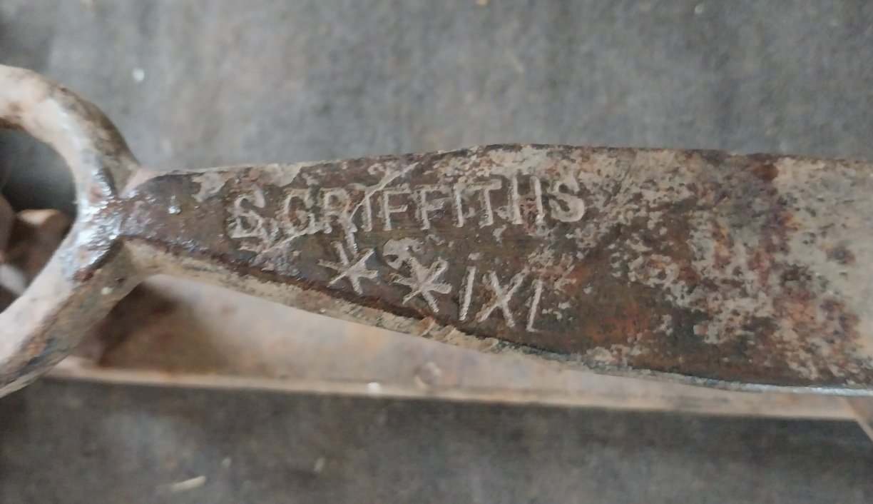Antique Rabbit / Fox Trap